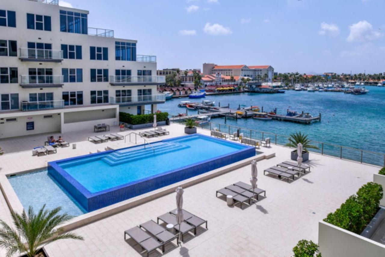 Stylish Luxury Condo, Central Location, Ocean View, Pool, Gym Ораниестад Екстериор снимка