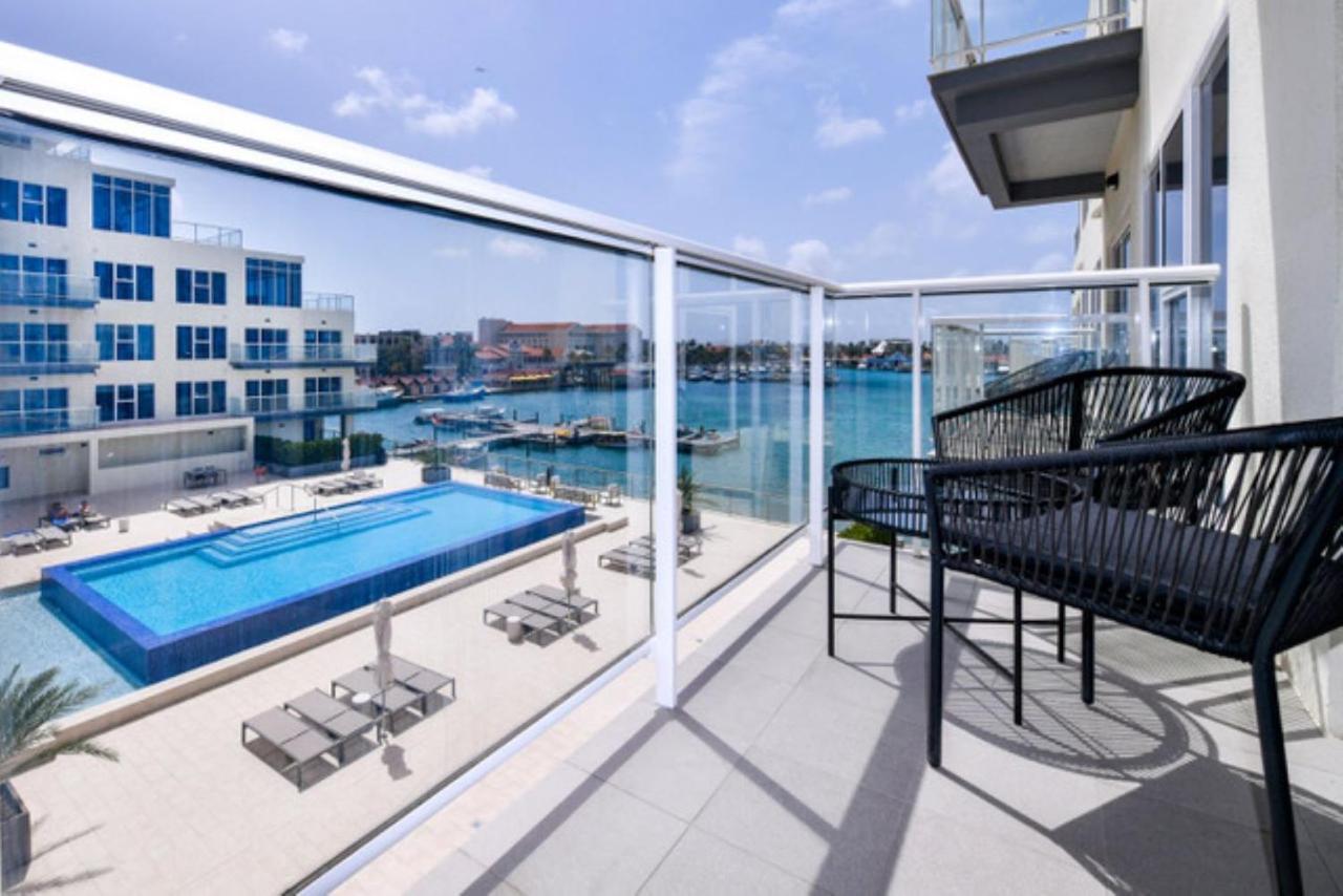 Stylish Luxury Condo, Central Location, Ocean View, Pool, Gym Ораниестад Екстериор снимка