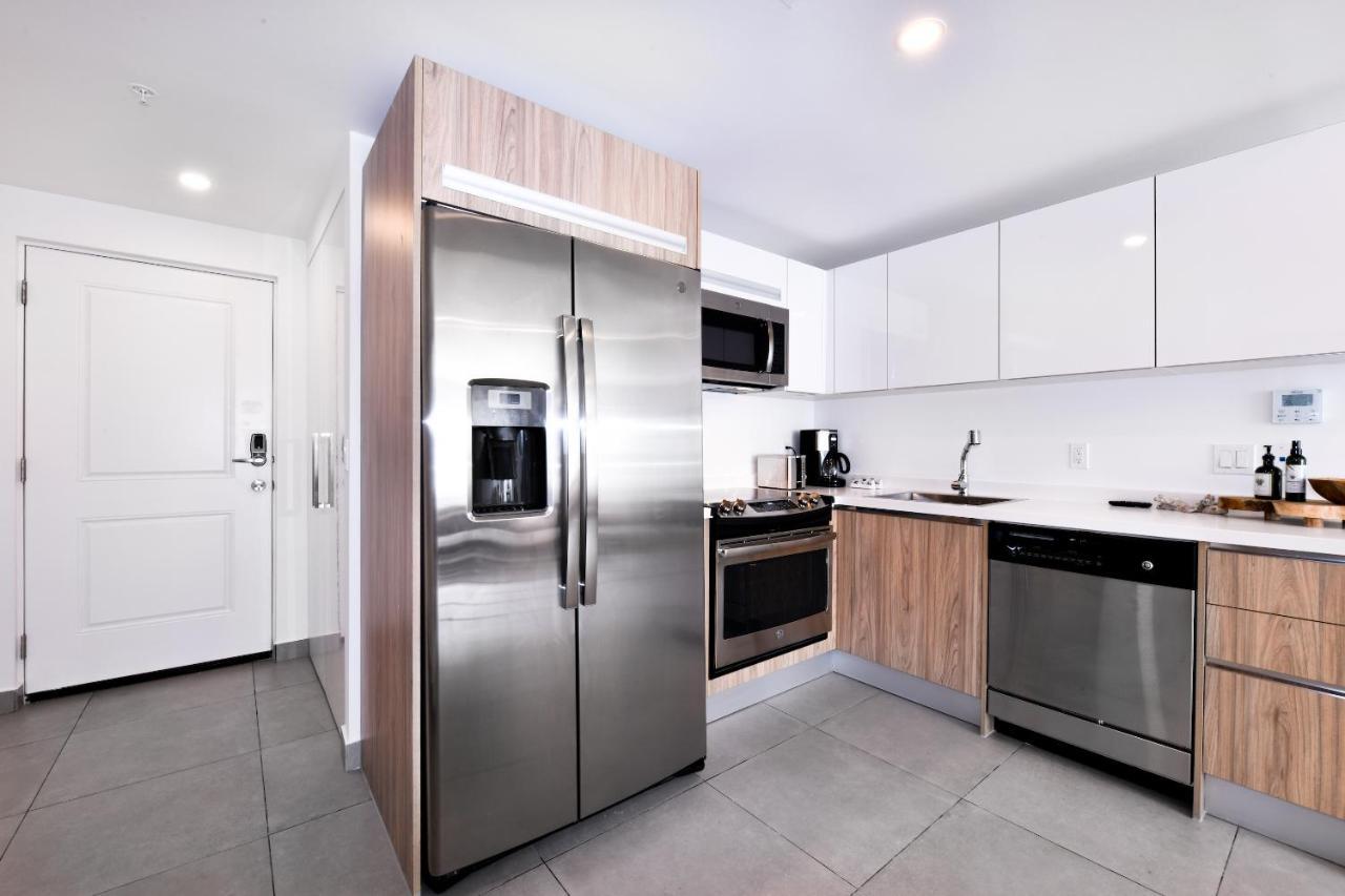 Stylish Luxury Condo, Central Location, Ocean View, Pool, Gym Ораниестад Екстериор снимка