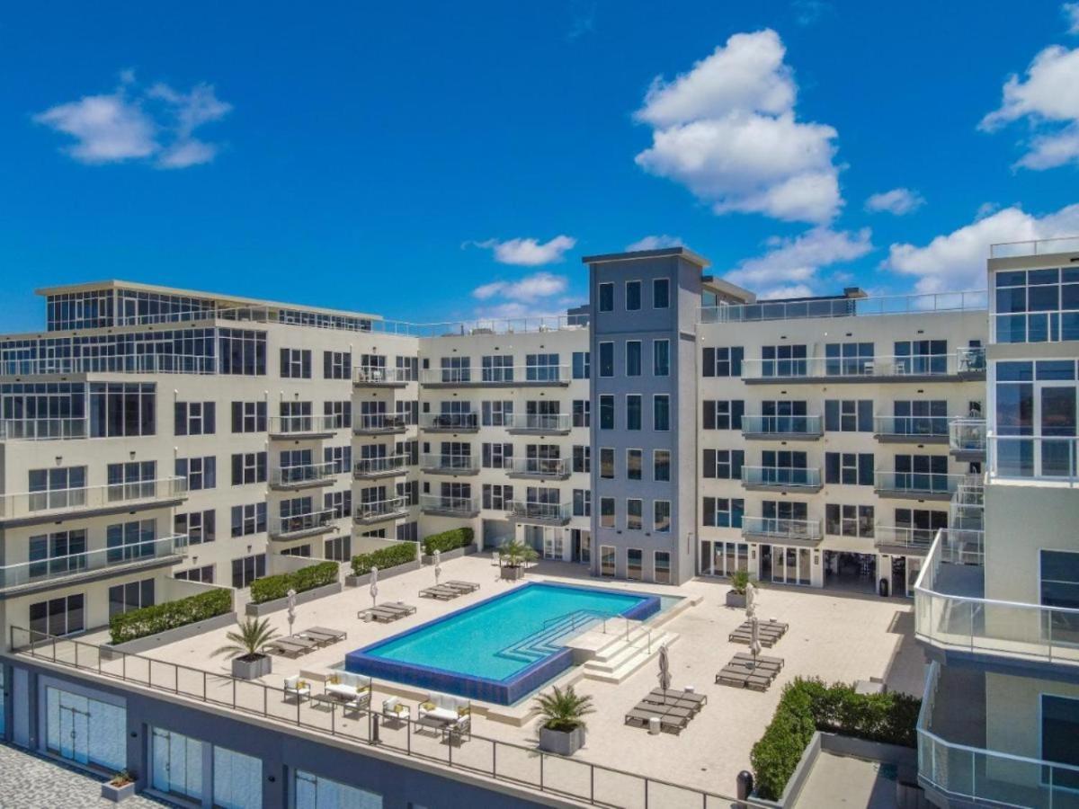 Stylish Luxury Condo, Central Location, Ocean View, Pool, Gym Ораниестад Екстериор снимка