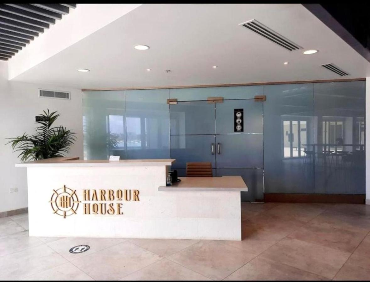 Stylish Luxury Condo, Central Location, Ocean View, Pool, Gym Ораниестад Екстериор снимка